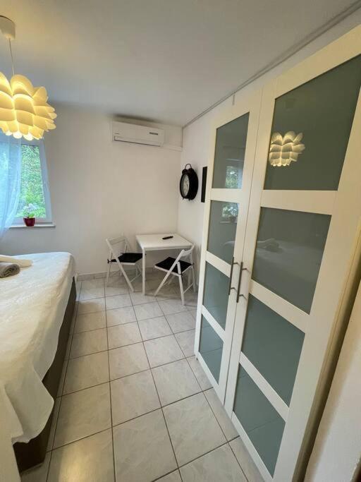 Enna Apartment 2 Perfect Location 메덜린 외부 사진